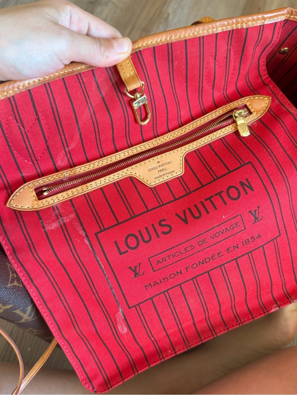 Louis Vuitton Monogram Neverfull Tote - Brown with Pink-Striped Interior - Picture 13 of 15